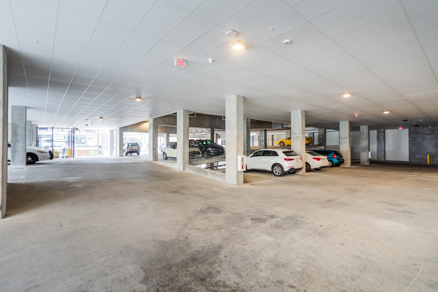 Signature Music Row Nashville Apartments Parking Garage EV Charging Stations